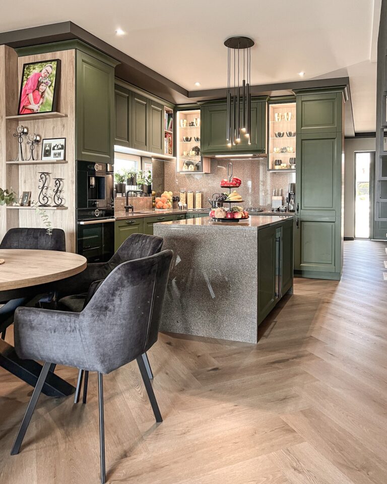 Panele COREtec z kolekcji Essentials (Texas Oak H54)